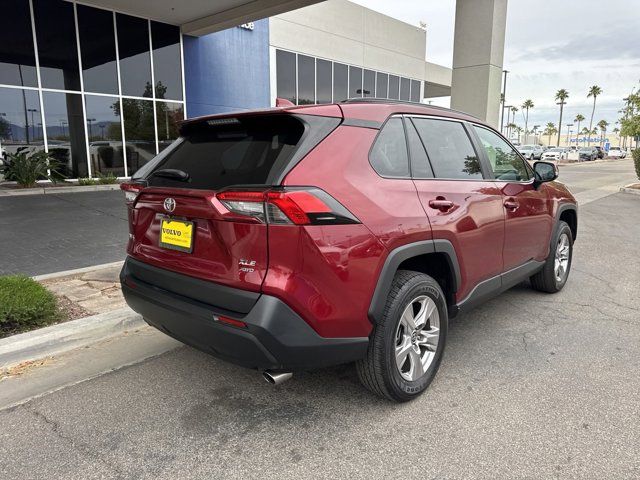 2022 Toyota RAV4 XLE