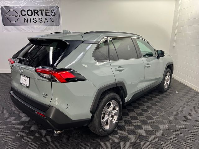 2022 Toyota RAV4 XLE