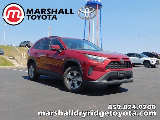 2022 Toyota RAV4 XLE