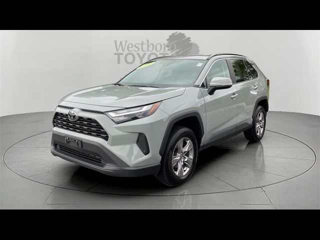 2022 Toyota RAV4 XLE