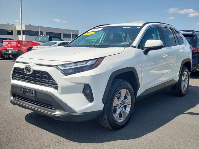 2022 Toyota RAV4 XLE