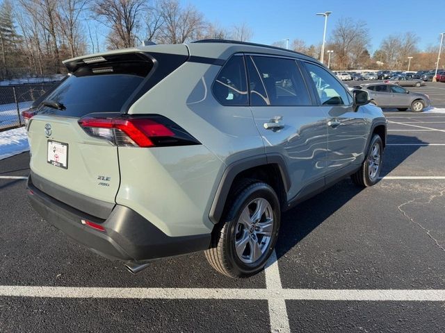 2022 Toyota RAV4 XLE