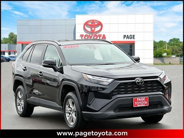 2022 Toyota RAV4 XLE