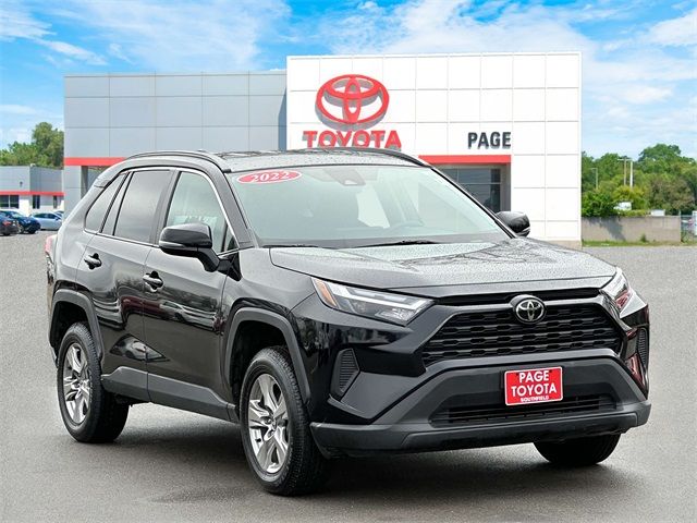 2022 Toyota RAV4 XLE