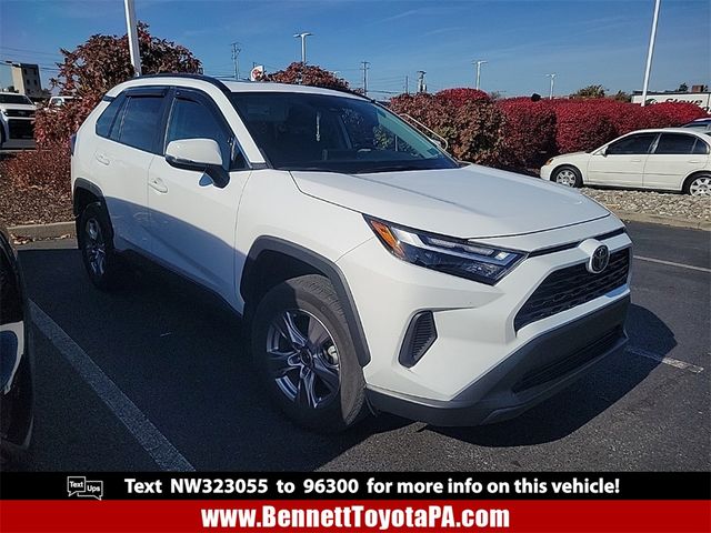 2022 Toyota RAV4 XLE