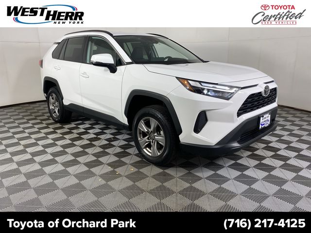 2022 Toyota RAV4 XLE