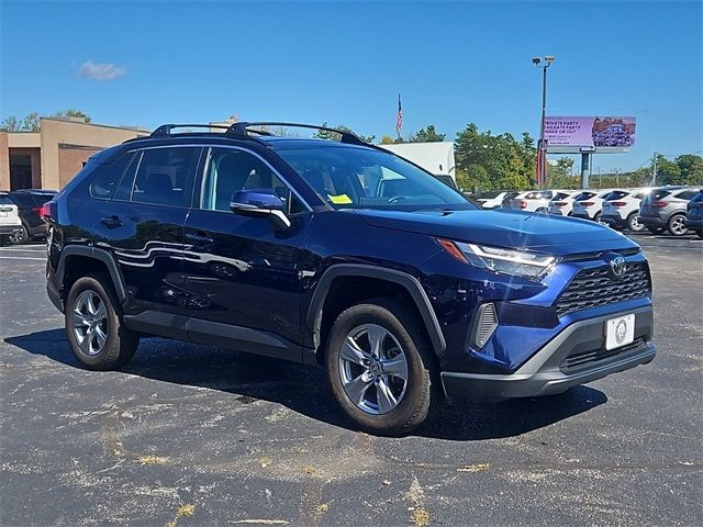 2022 Toyota RAV4 XLE