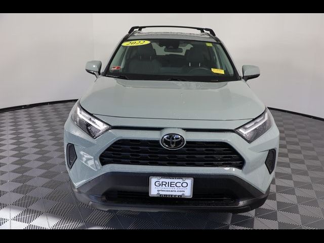 2022 Toyota RAV4 XLE