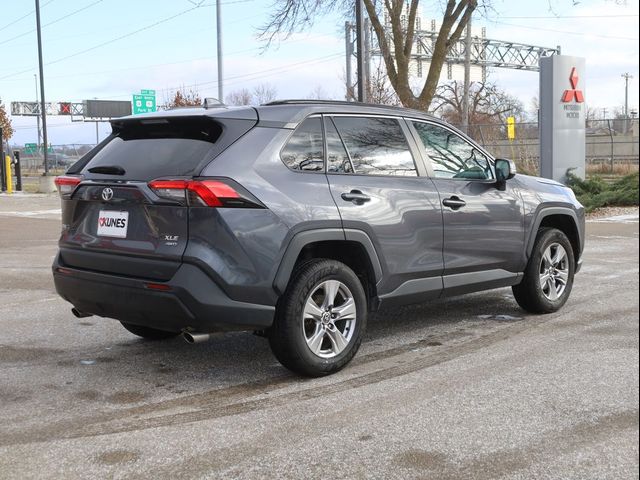 2022 Toyota RAV4 XLE