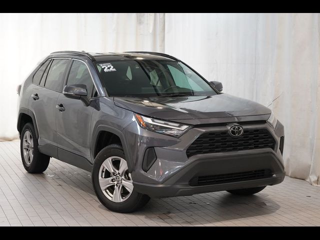 2022 Toyota RAV4 XLE