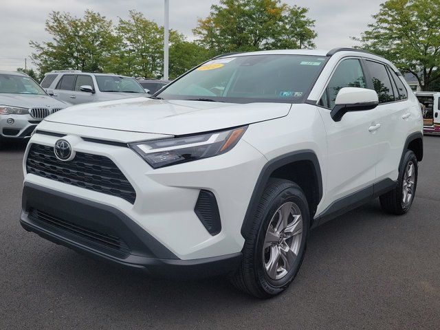 2022 Toyota RAV4 XLE