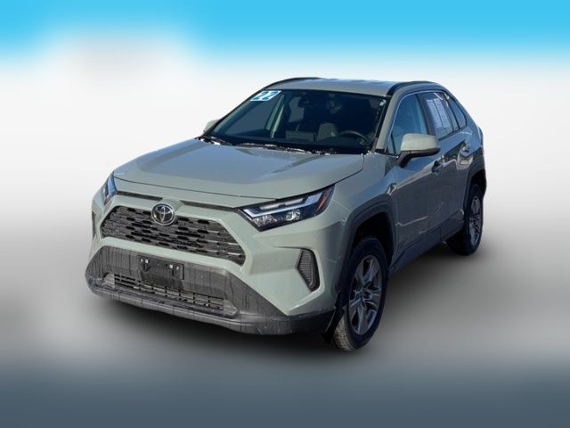 2022 Toyota RAV4 XLE