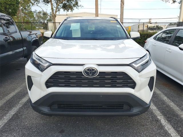 2022 Toyota RAV4 XLE