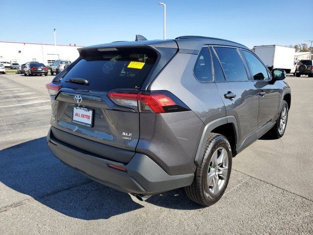 2022 Toyota RAV4 XLE