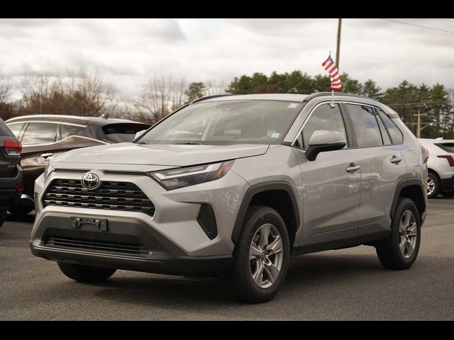 2022 Toyota RAV4 XLE