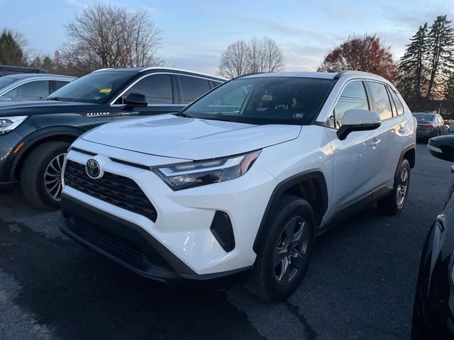 2022 Toyota RAV4 XLE