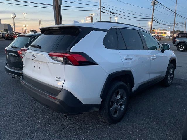 2022 Toyota RAV4 XLE