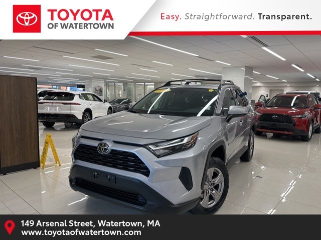 2022 Toyota RAV4 XLE