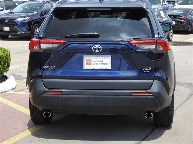 2022 Toyota RAV4 XLE