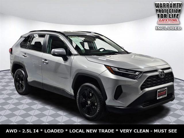 2022 Toyota RAV4 XLE