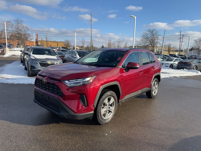 2022 Toyota RAV4 XLE