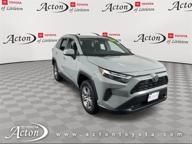 2022 Toyota RAV4 XLE