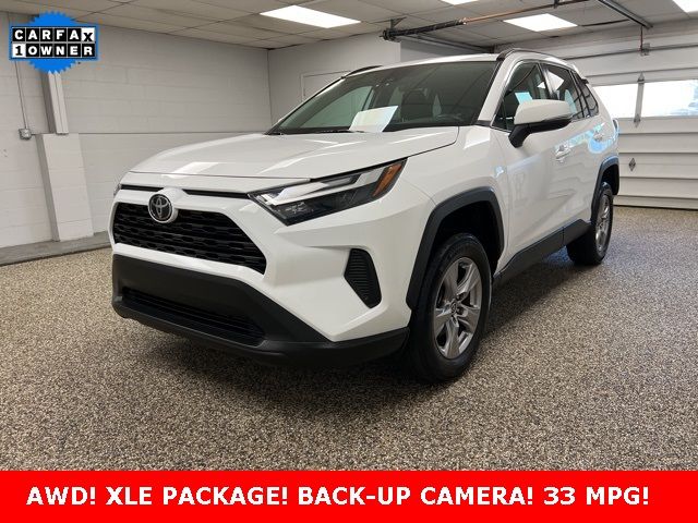 2022 Toyota RAV4 XLE