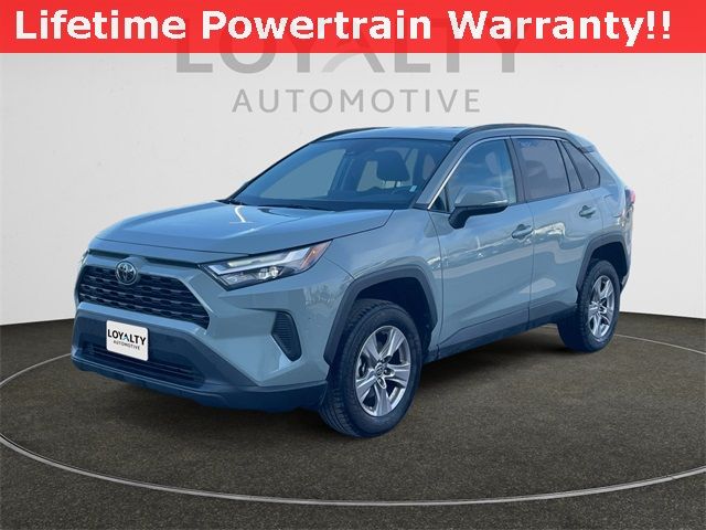 2022 Toyota RAV4 XLE