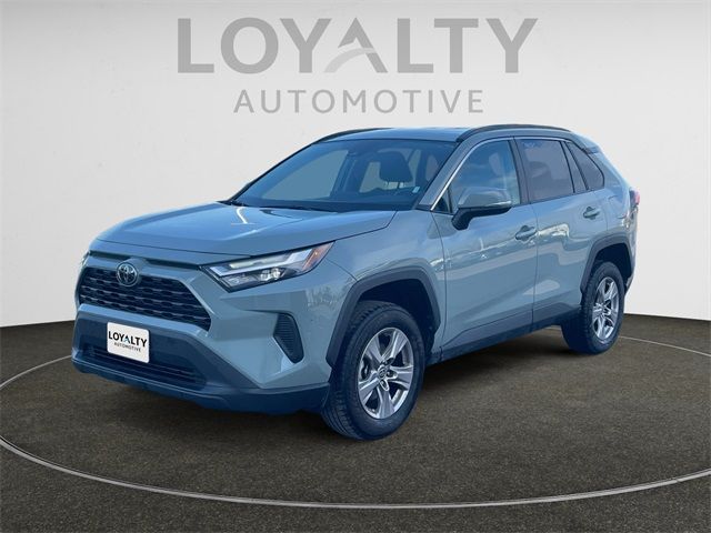 2022 Toyota RAV4 XLE