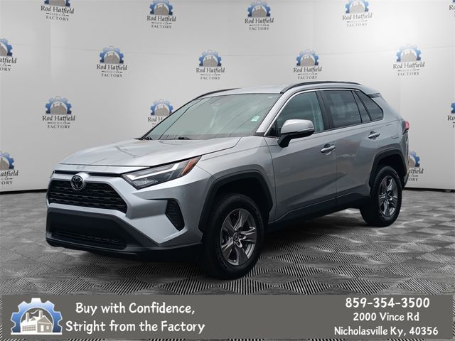 2022 Toyota RAV4 XLE