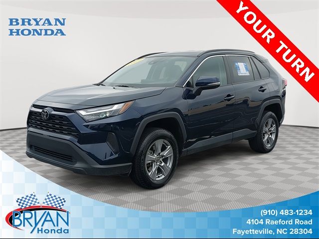 2022 Toyota RAV4 XLE