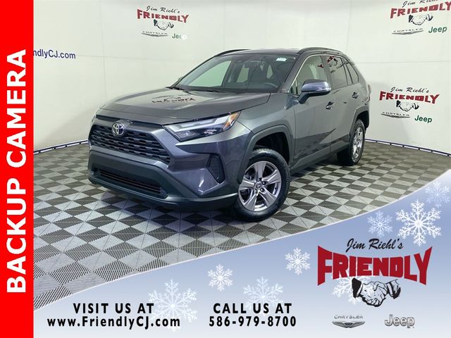 2022 Toyota RAV4 XLE