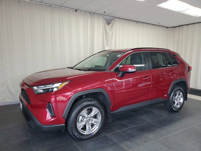 2022 Toyota RAV4 Hybrid XLE