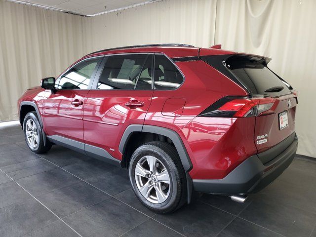 2022 Toyota RAV4 Hybrid XLE