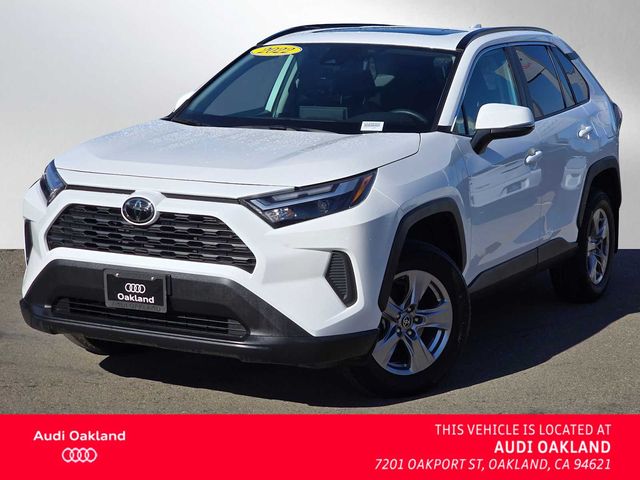 2022 Toyota RAV4 XLE