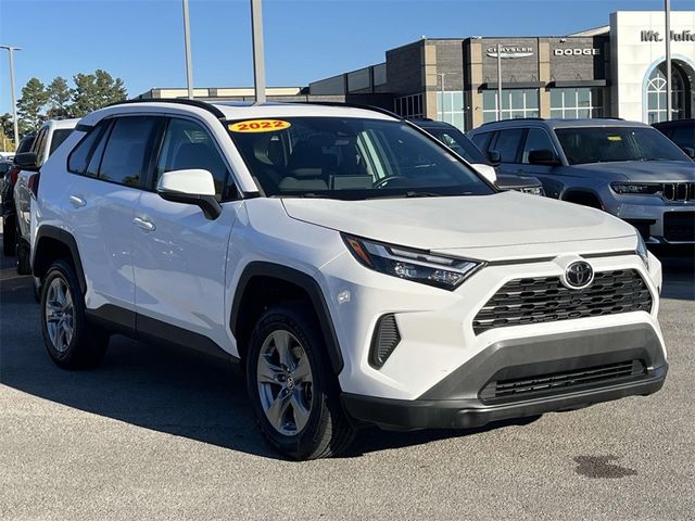 2022 Toyota RAV4 XLE