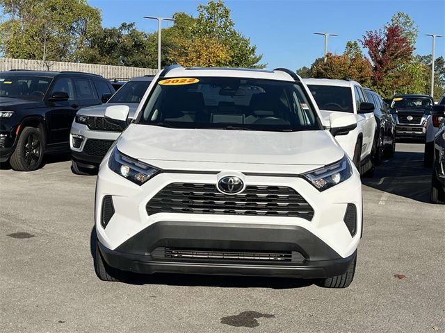 2022 Toyota RAV4 XLE