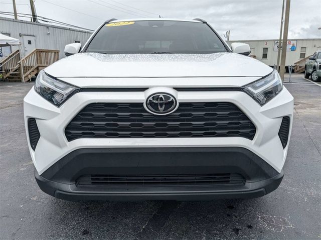 2022 Toyota RAV4 XLE