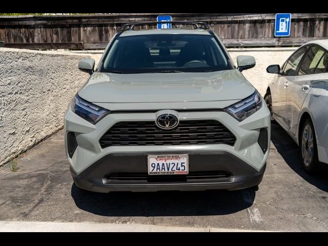 2022 Toyota RAV4 XLE