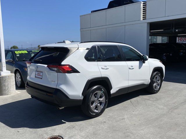 2022 Toyota RAV4 XLE