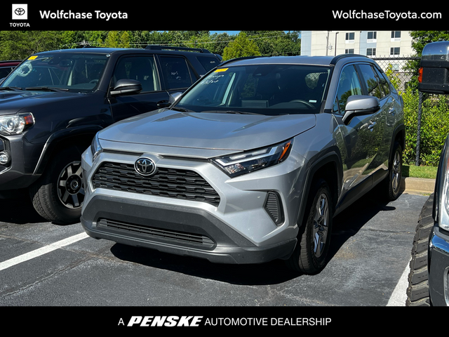 2022 Toyota RAV4 XLE