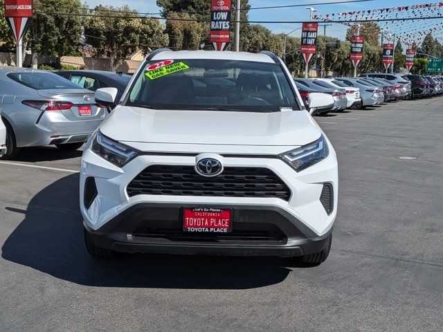 2022 Toyota RAV4 XLE