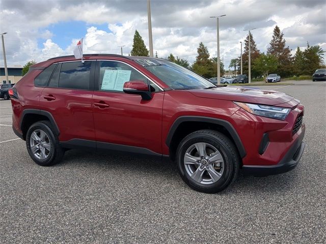 2022 Toyota RAV4 XLE