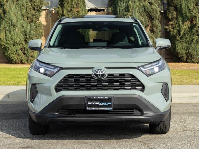 2022 Toyota RAV4 XLE