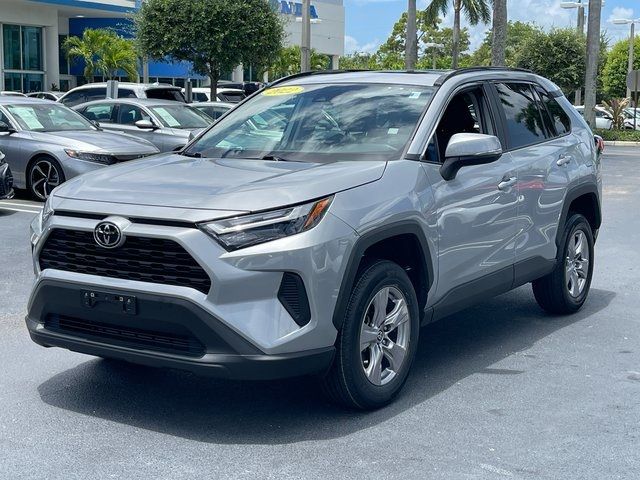 2022 Toyota RAV4 XLE