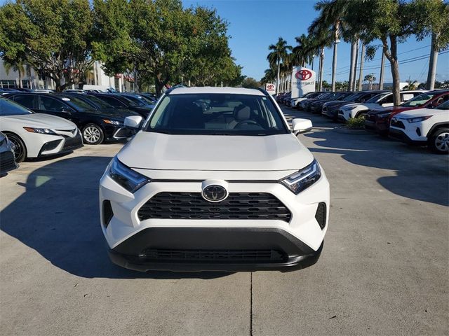 2022 Toyota RAV4 XLE