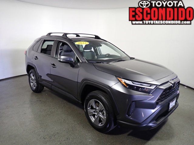 2022 Toyota RAV4 XLE