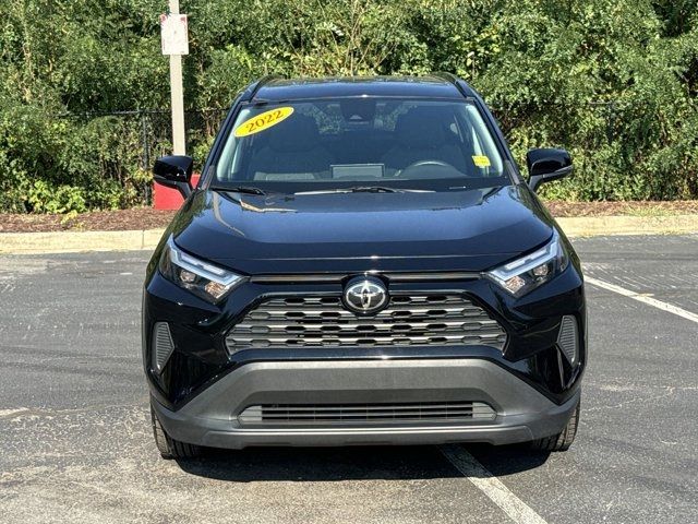 2022 Toyota RAV4 XLE