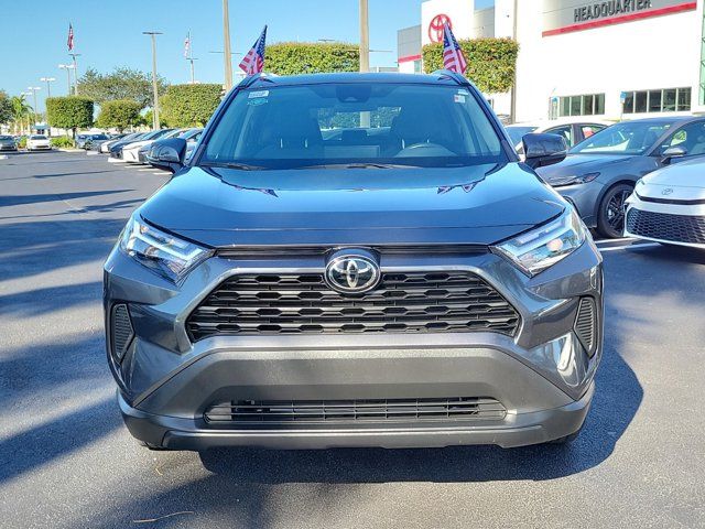 2022 Toyota RAV4 XLE