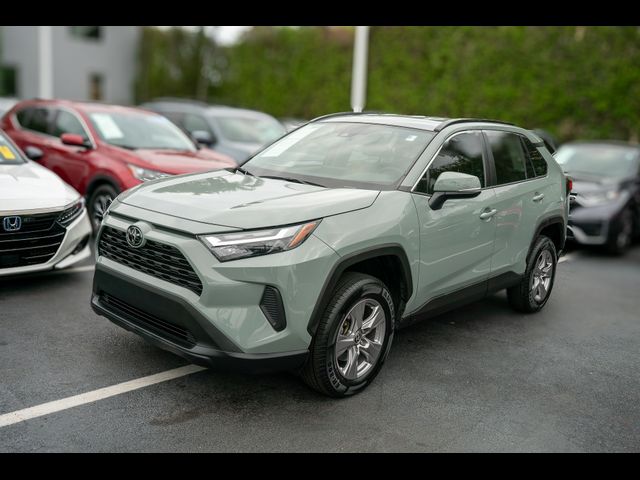 2022 Toyota RAV4 XLE